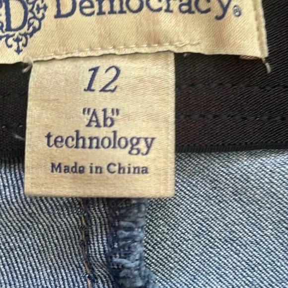 NEW Democracy high rise straight jeans - Picture 3 of 11